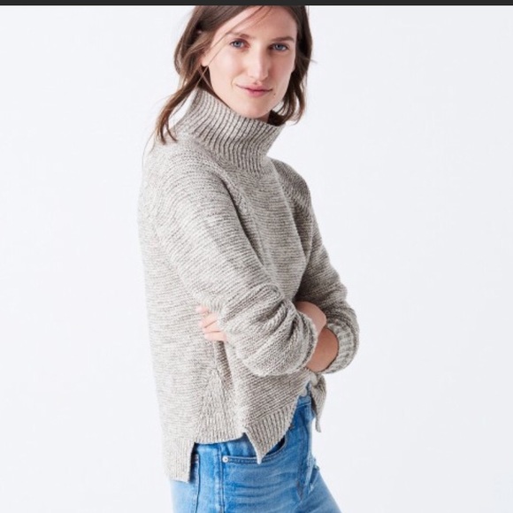 Madewell Sweaters - Madewell Raglan turtleneck sweater size Large